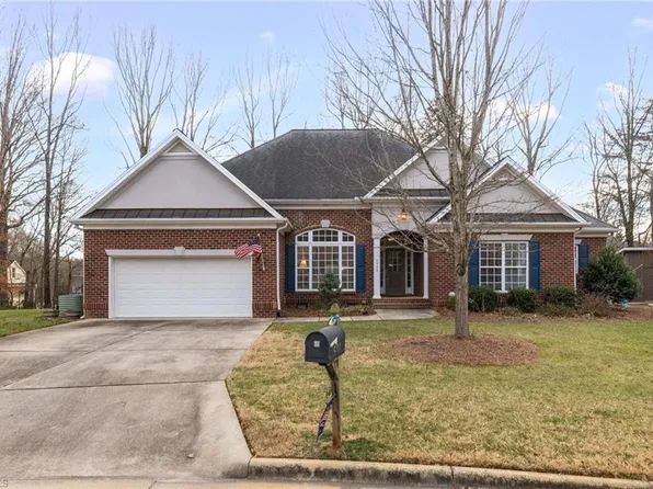 4506 Calabria Ct, High Point, NC 27265
