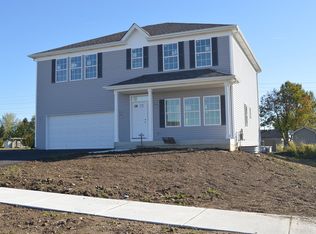 678 Camellia Ave, Aurora, IL 60505