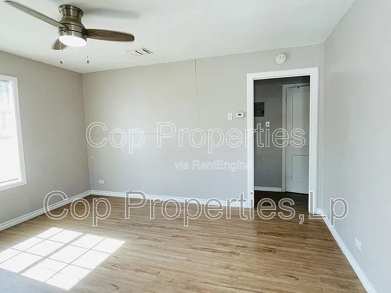1807 Gorman — Photo 7