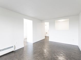 444 Victoria Rd N #310, Guelph, ON N1E5J8