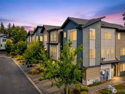 12915 20th Dr W #F, Everett, WA, 98204