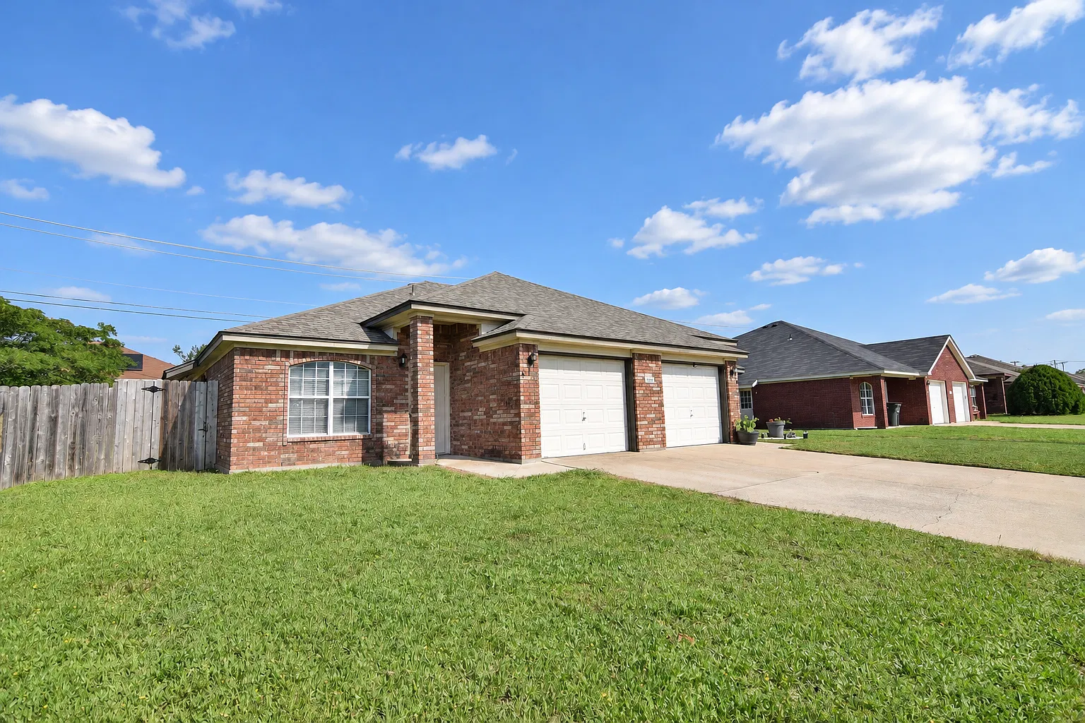 3808 Hitchrock Dr, Killeen — Photo 2