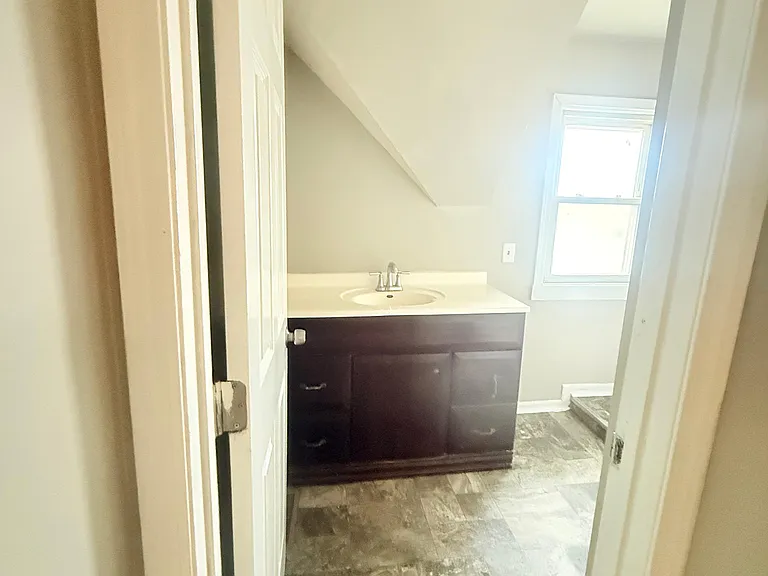 4417 Aldrich Ave N — Photo 11