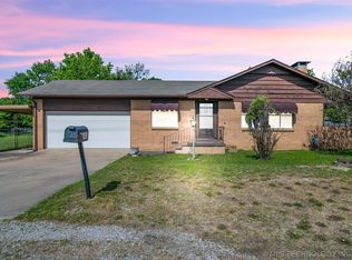 503 S Brady St, Claremore, OK 74017