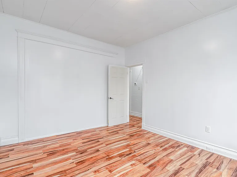62 Clarke Ave #2 — Photo 6