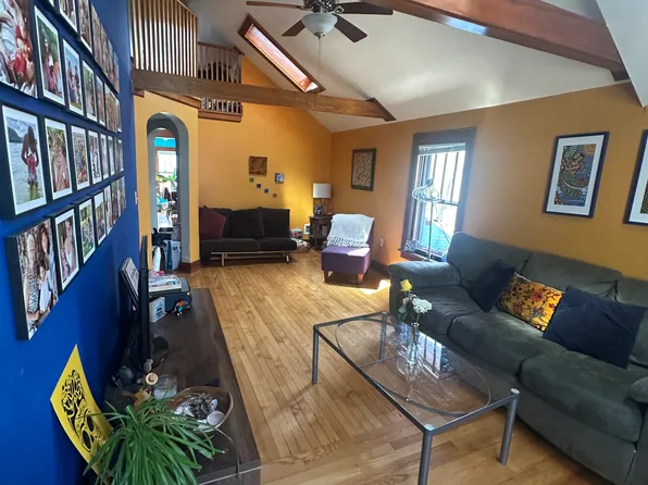 222 N 5th St #2, Madison, WI 53704