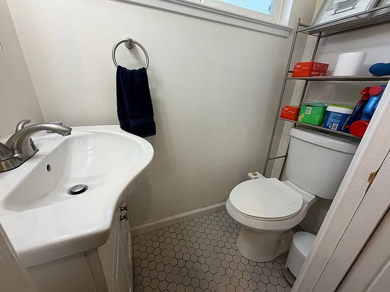 130 Brady Ct — Photo 13
