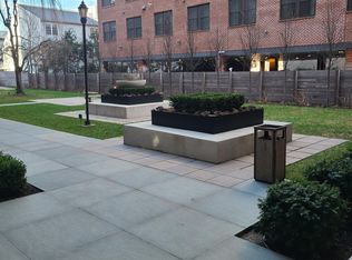 700 Summer St #1E, Stamford, CT
