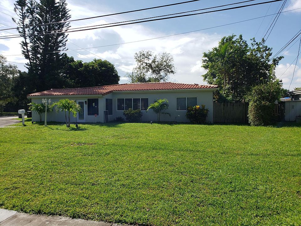 1st image of 2198 NE 185th St