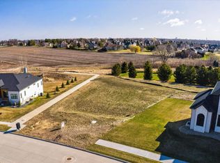 1826 Breckenridge St, Cedar Falls, IA 50613