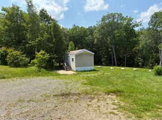 18 Pine Ridge Rd #18, Windsor, ME 04363