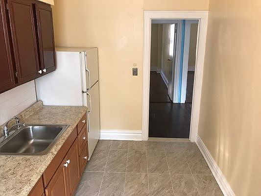 5th image of 30-39 44th St #2