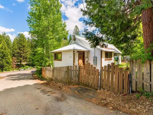 200 Cadorna Ave, McCloud, CA 96057