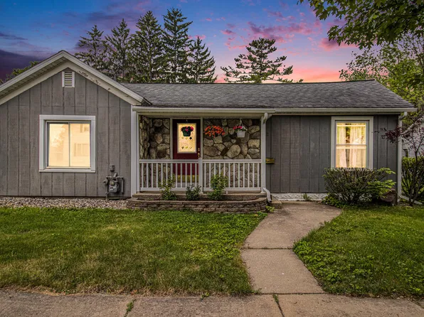 512 Clark St, Big Rapids, MI 49307