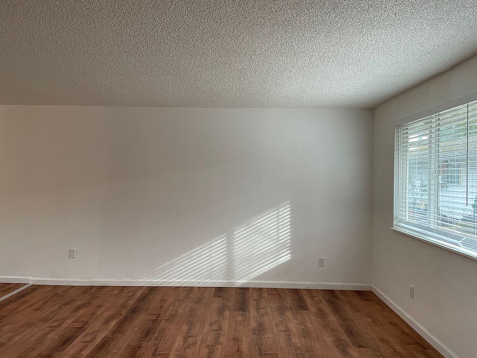 R2212 Pinewood Apartments 2212 Carlson Rd Vancouver WA Zillow