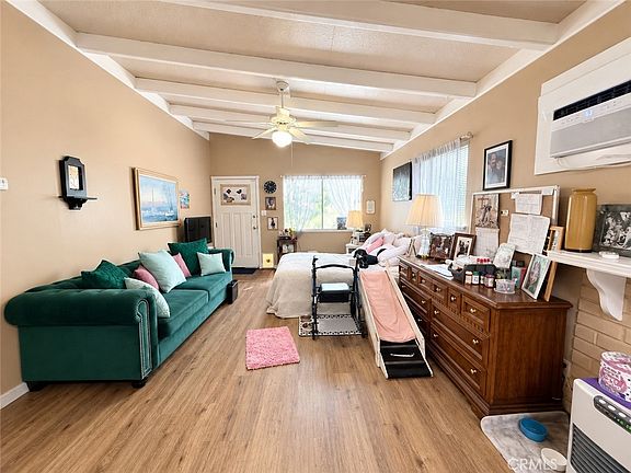 4th image of 570 6th St
