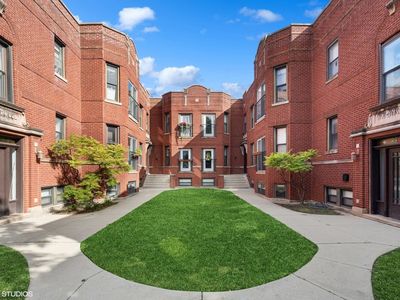 3708 W Wrightwood Ave APT 3C, Chicago, IL, 60647