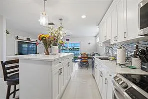 6466 Buena Vista Dr — Photo 16