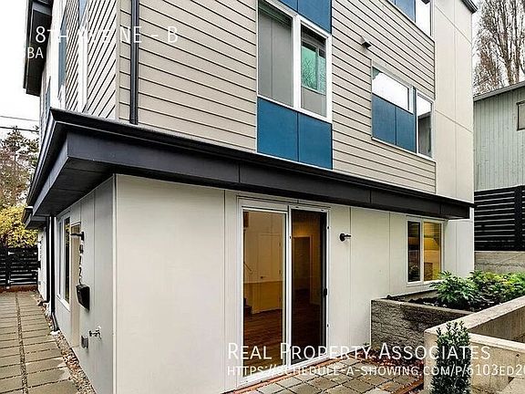2nd image of 4725 8th Ave NE #B