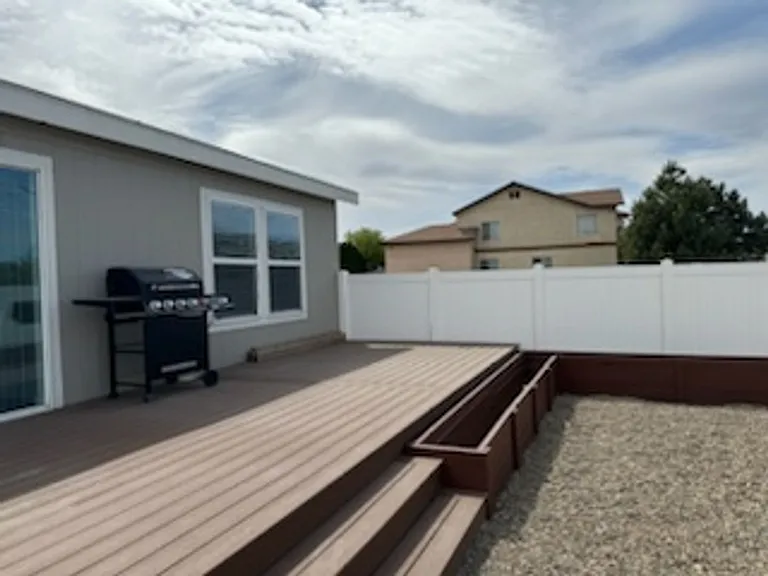 371 NE Marshall Loop — Photo 11