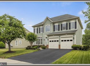42853 Ridgeway Dr, Ashburn, VA 20148