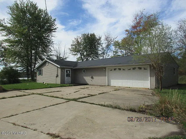 9336 Lost Trail Dr photo 1