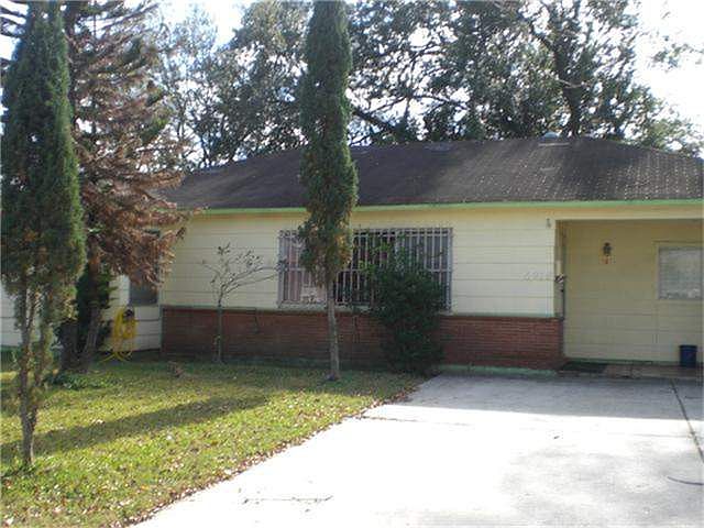 1st image of 6918 Oak Hill Dr