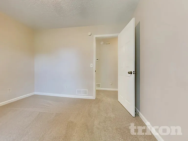 160 Branchwood Dr — Photo 12