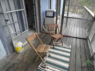 2nd image of 15703 Garnett Dr