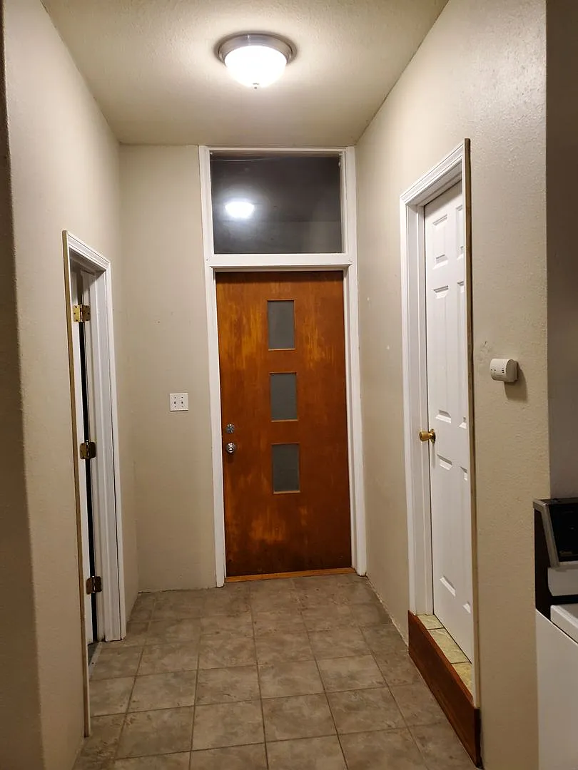 Agency Apartments — Photo 1