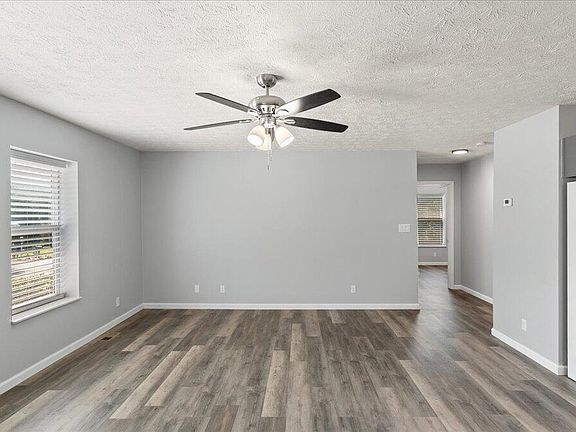 4th image of 239 Bethel Dr