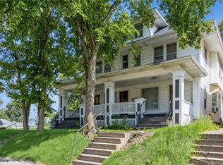 1043 5th Ave SE, Cedar Rapids, IA 52403