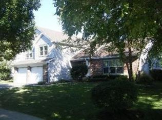 1641 Crowfoot Cir N, Hoffman Estates, IL 60169