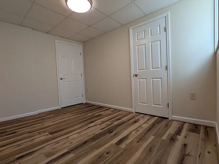 Tulip Ct — Photo 11