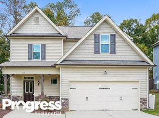 545 McCarthy Dr, Clayton, NC 27527