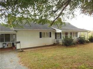 3828 Smitherman Rd, East Bend, NC 27018