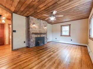 149 Warner Ln, Pascoag, RI 02859