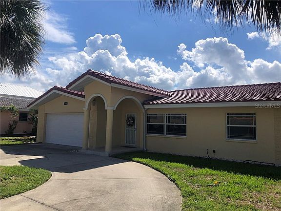 2nd image of 3001 Gulf Blvd