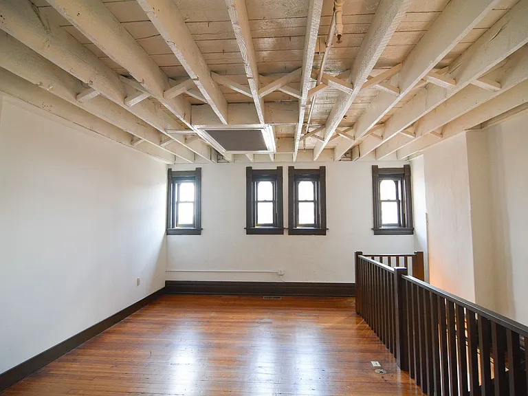 Bloc 12 Apartments — Photo 31
