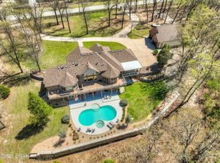 4550 Goldfinch Rd, Joplin, MO 64804