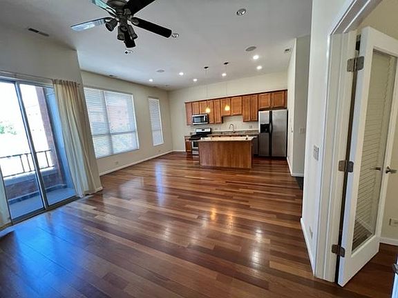 4th image of 1717 N Western Ave APT 3