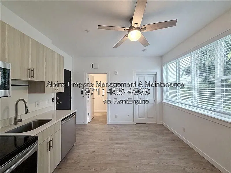 Studio, 1.0 bath, 268 sqft, $1,080 — Photo 1