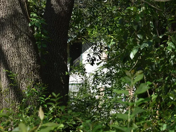 10946 Clover Ln, Frankston, TX 75763