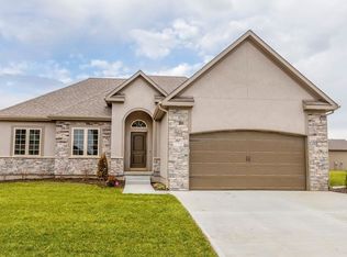 7900 SW 3rd St, Blue Springs, MO 64014