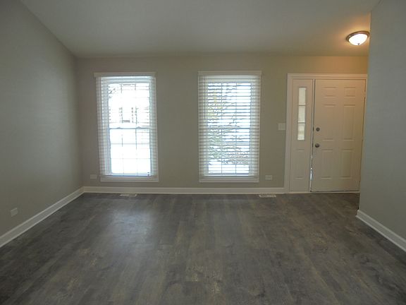 5th image of 786 Thoreau Dr