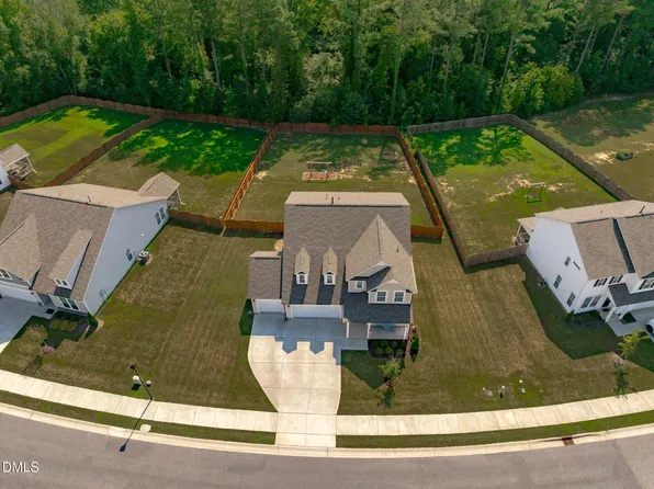 269 Hay Field Dr, Lillington, NC 27546