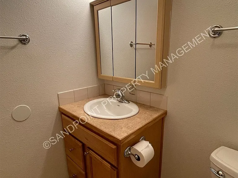 910 N Division Ave #208 — Photo 26