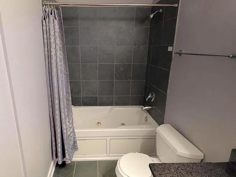 2837 W Lyndale St #1A — Photo 15