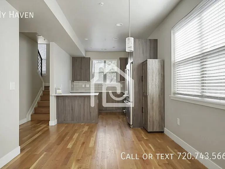 2814 Federal Blvd — Photo 8
