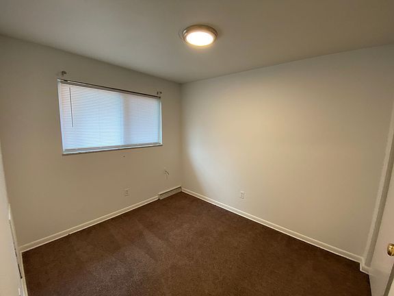 5th image of 39 W 10th Ave APT D